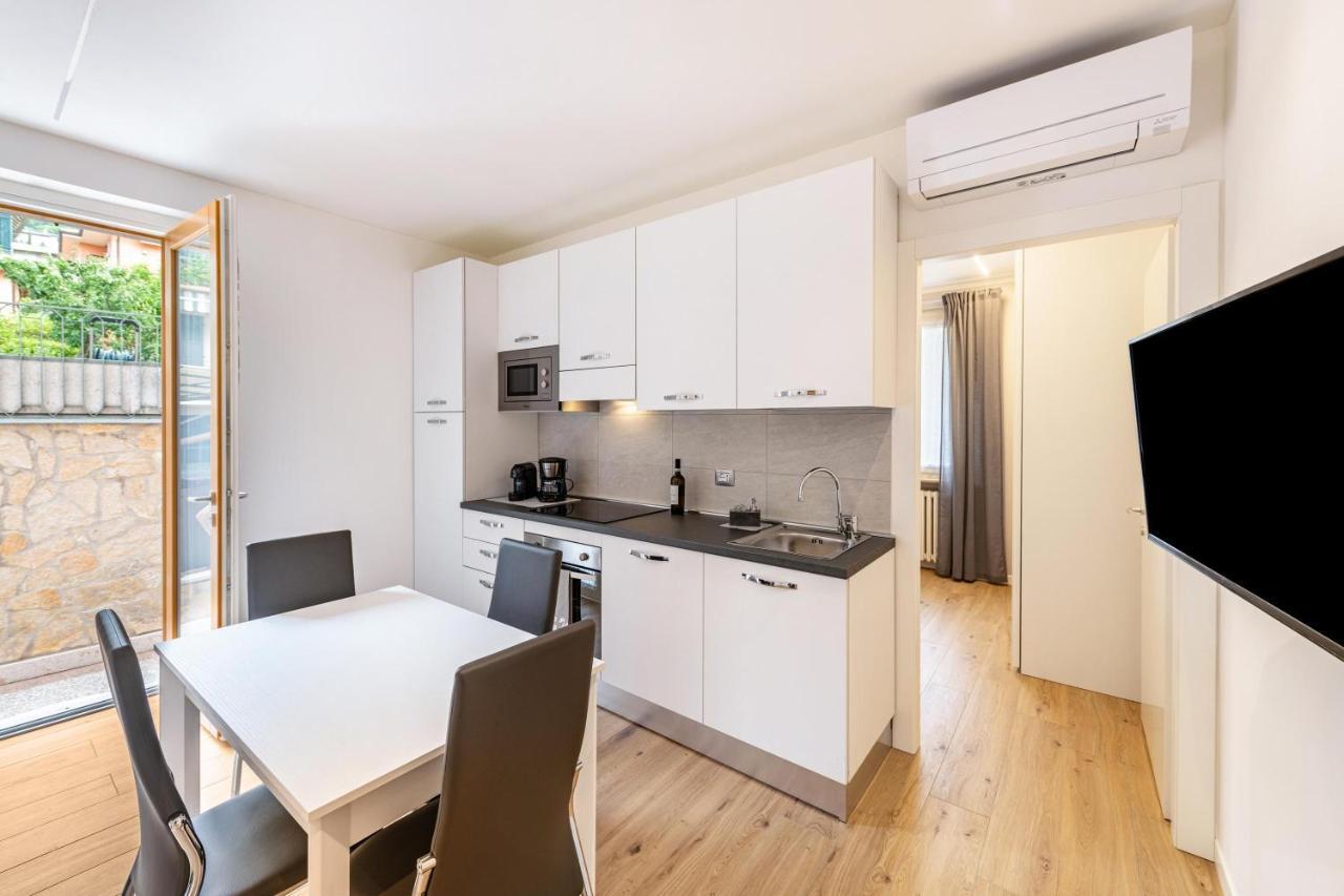 New Casa Ilaria Close To Center Torri Del Benaco Luaran gambar